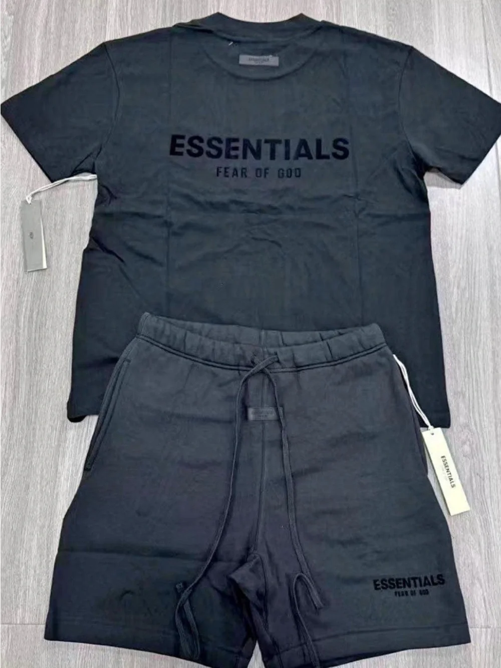 Mens’s Essential’s Black Logo Tee & Shorts Set size large